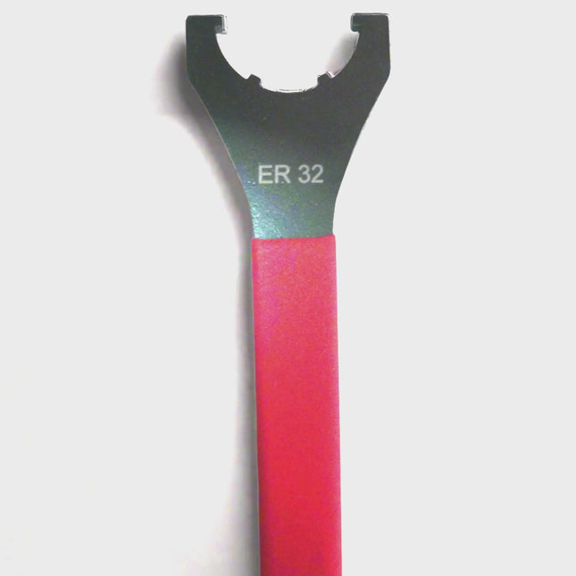 BTB Spanners for ER32